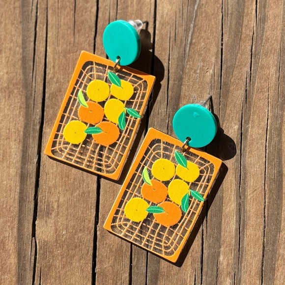 ✨Modcloth Emlyn Clementine Earrings - Picture 4 of 4